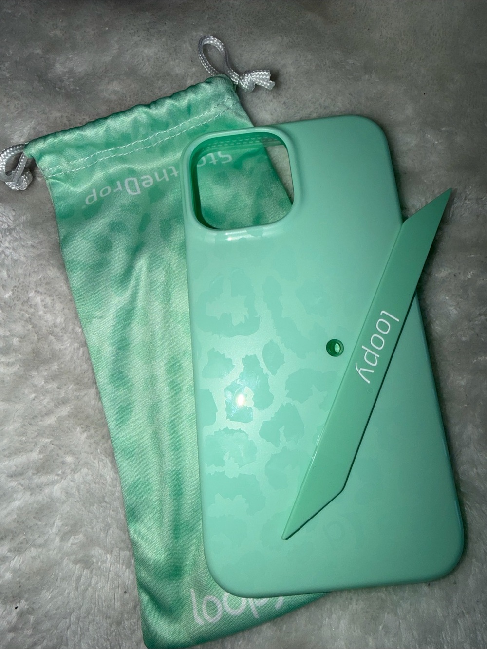 13 Pro Max Loopy Case - Mint Leopard - Lefty